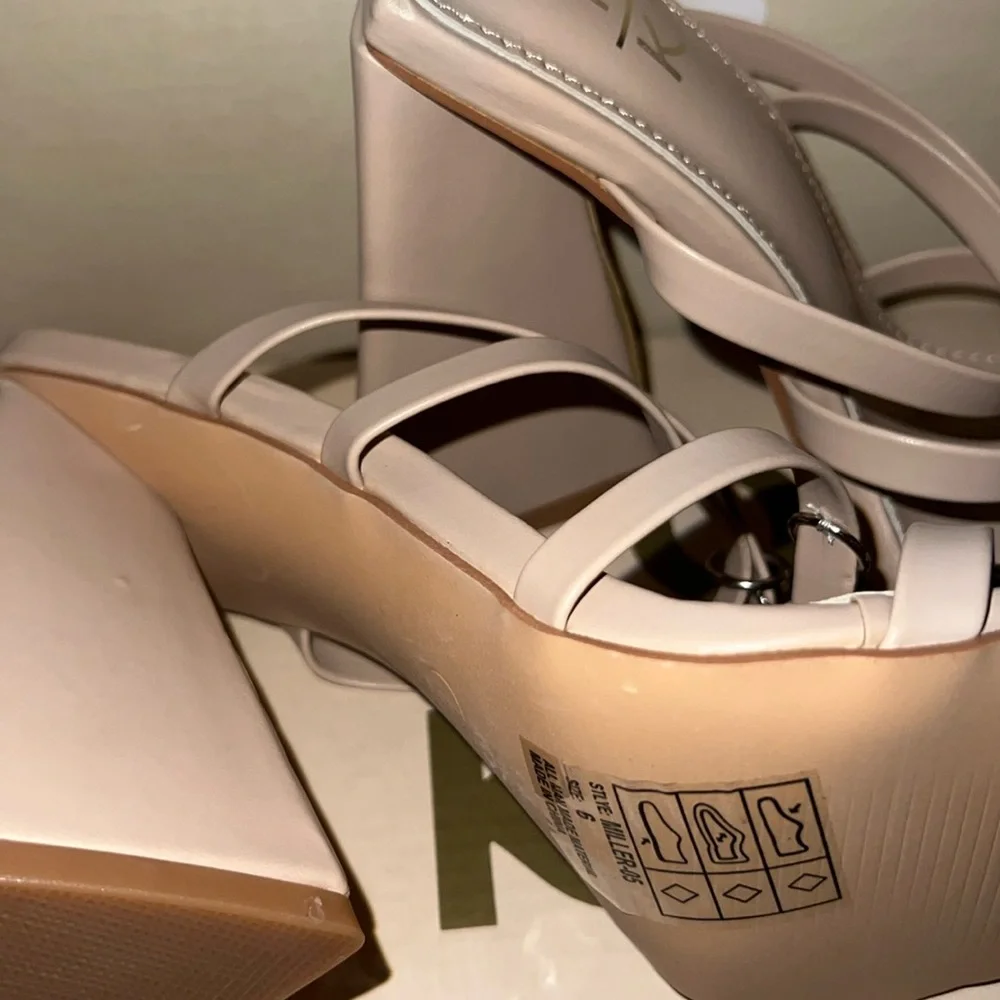 Yoki Straps Heeled Sandals.